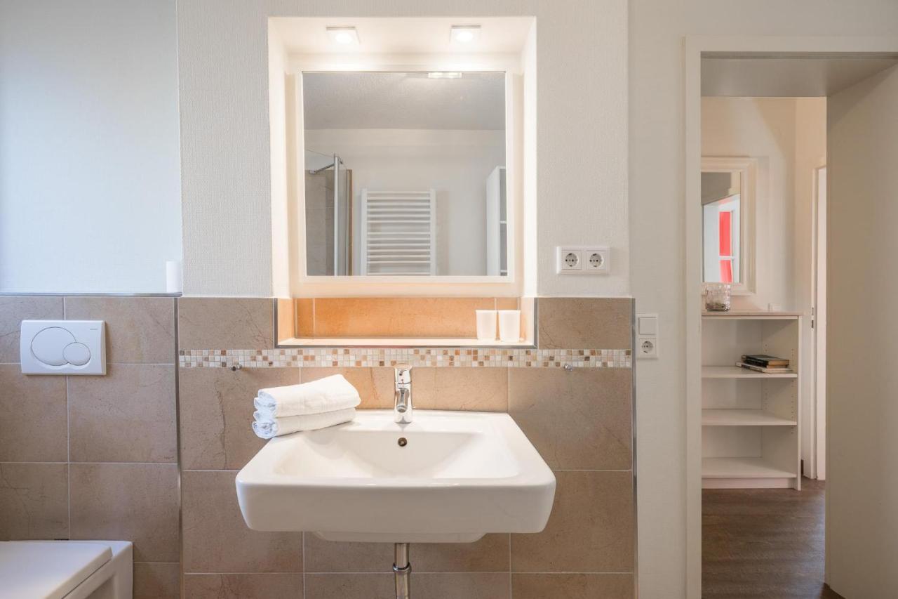 Dat Luette Huus - Wohnung 2 Husum  Bagian luar foto